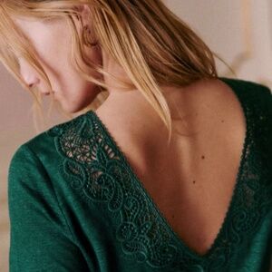 Sézane Mina T-Shirt in Emerald Green